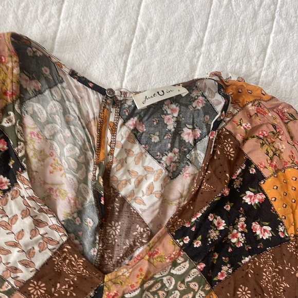 Patchwork romper , short sleeved and shorts - Picture 3 of 6